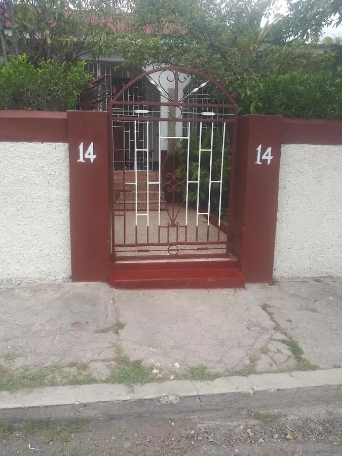 15 Min From The Airport In Kingston Jamaica Apartment 0*,  Jamaica