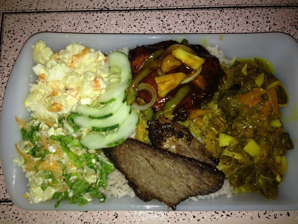 15 Min From The Airport In Kingston Jamaica Apartment Homestay