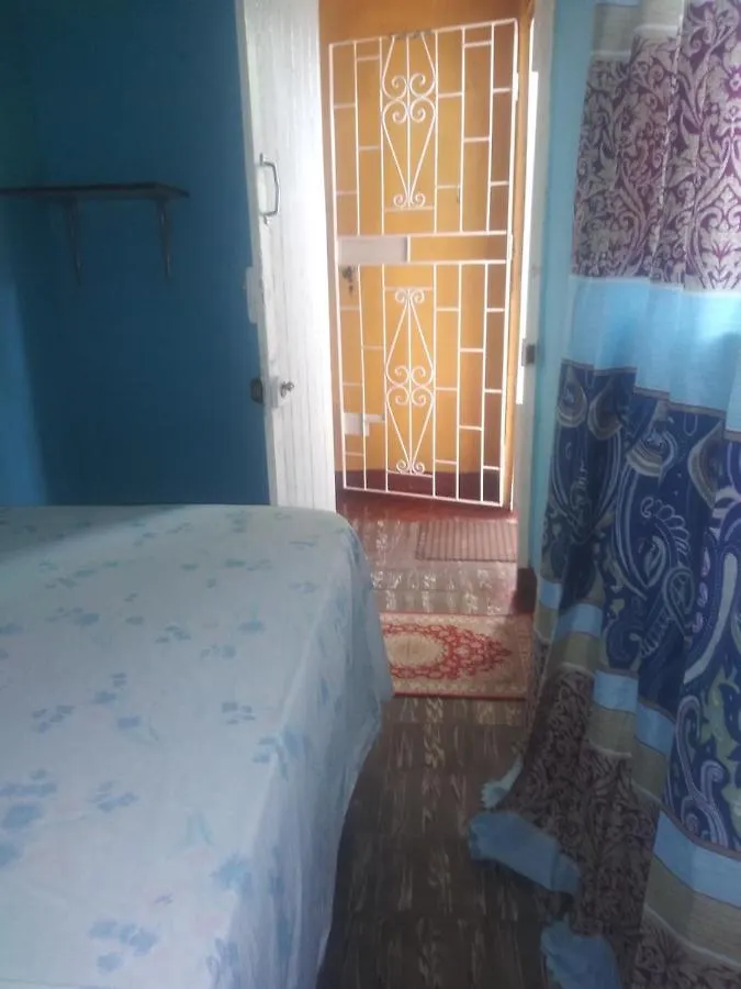 Homestay 15 Min From The Airport In Kingston Jamaica Apartment